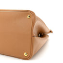 Saffiano Cuir Medium Double Bag Caramel Fuoco