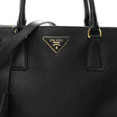 Saffiano Medium Galleria Double Zip Tote Black