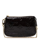 Vernis Monogram Mini Pochette Accessories Amarante