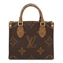 Reverse Monogram Giant Onthego BB